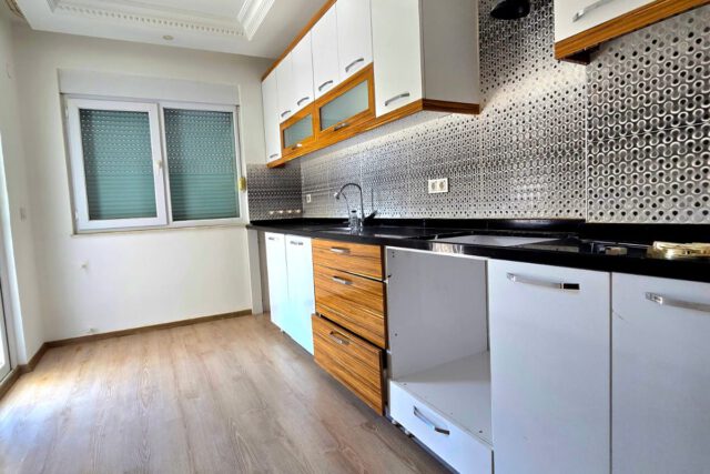 4+1 GENİŞ KİRALIK DAİRE